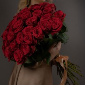 31 красная роза, высота 1 метр